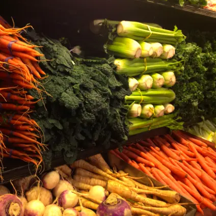 Mixed Fresh Goods - Fresh produce from D' HOY Distribution South Florida Inc.